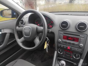 Audi A3 Sport back 1.6 MPI - 10