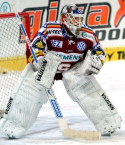 TOMÁŠ DUBA - dres z MISTROVSKÉ sezóny HC SPARTA 2006/2007 - 10