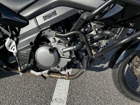 Suzuki DL 650 Vstrom 2010 - 10