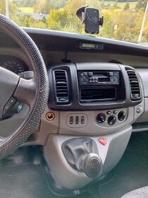 Renault Trafic - 10