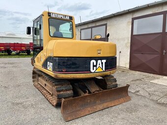 CAT 307 C - 10