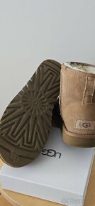 Boty Ugg - 10