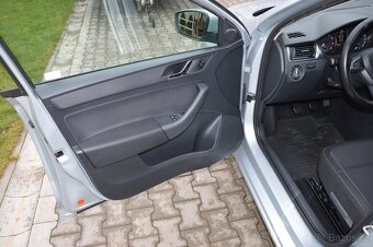 Škoda Rapid sedan 1.2TSI 77kW 198tkm 12/13 klima ALU - 10