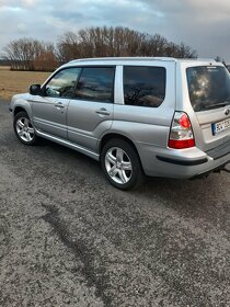 Subaru Forester 2.5 XT - 10