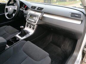 VOLKSWAGEN PASSAT COMBI DIESEL 2.0TDi 103KW TAŽNÉ KLIMA - 10