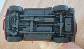 Model Suzuki Vitara LHD 1:18 Dorlop - 10