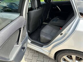 Toyota Avensis combi 2.2 D4D 110 kw po 1.Majitel Spolehlivé - 10