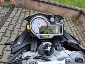 BMW S 1000 R - TOP STAV + VÝBAVA, AKRAPOVIČ - 10