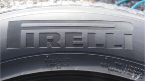 Zimní pneu 215/65/17 Pirelli - 10