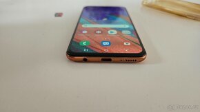 Samsung Galaxy A40 Dual SIM - pěkný stav - 10