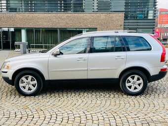 Volvo XC90 2.4D5 147KW AUT NAVI 1.MAJITEL SERVISKA 7MÍST - 10