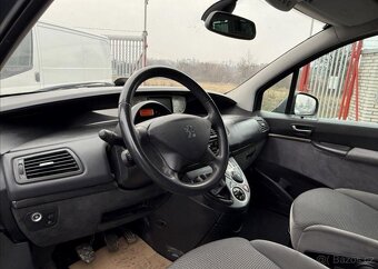 Peugeot 807 2,0 NEBOURANÉ, SERVISKA, NAVI nafta manuál - 10