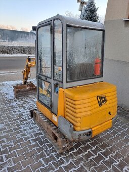 Plně funkční minibagr JCB 801,4 / 1,5t / 3x lžíce / po servi - 10