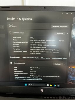 Acer nitro v15 notebook - 10