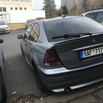 BMW 318D Compact - 10