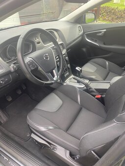 Volvo V40 D3 Momentum - 10