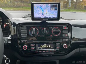 VW up 1.0 55kW AUTOMAT ČR 1.MAJ. ČIDLA NAVI KLIMA - 10