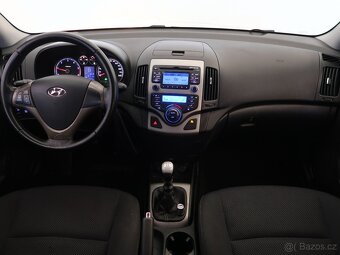 Hyundai i30, 1.6 CRDi, ČR,2.maj, Tažné - 10