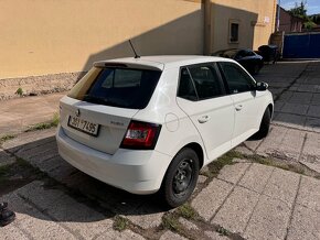 Skoda Fabia - 10