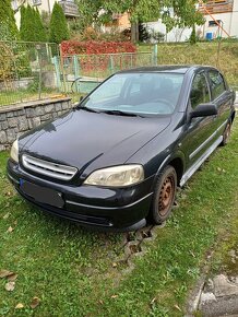 Opel Astra Hatchback 1.6  55kW - 10