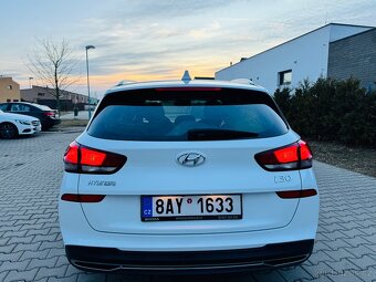 HYUNDAI i30 1.6CRDi 115 Smart⭐️⭐️⭐️⭐️⭐️ - 10