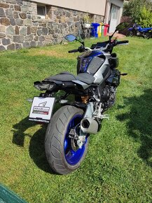 Yamaha MT-10 SP (2019) nádherný stav, serviska + faktury - 10