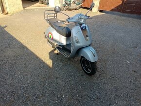 Vespa GTS 125 cz doklady v ceně - 10