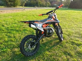 Pitbike Shark 125ccm E-START 4T 17"/14" oranžová nová - 10