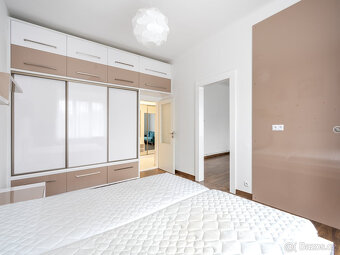 Pronájem bytu 2+1, Na břehu, Vysočany, 25 000 Kč/měs, 71 m2 - 10