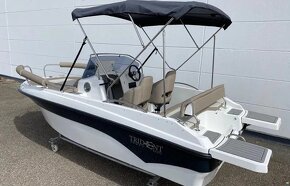 Trident 530 Sundeck - 10