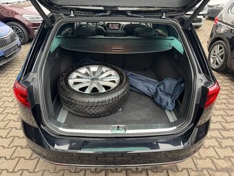 VW Passat B8 2.0 TDI 140kW DSG R-line Panorama ACC Kamera - 10