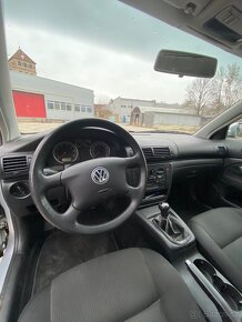 VW Passat B5.5 1.6i Sedan - 10