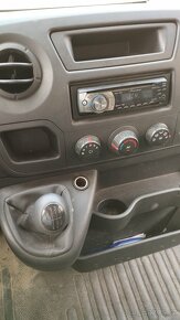 Renault Master 2,3 dCi 74kW r.v. 2012 - 10