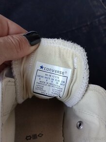 Bílé kožené tenisky Converse na suchý zip - 10