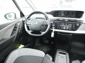 Citroën Grand C4 Picasso 1.6 HDi Aut. 7.míst Servis 2015 - 10