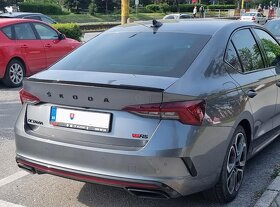 SKODA OCTAVIA 4 IV spoiler kridlo lipko na kufor - 10