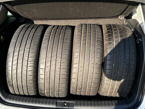 VW Tiguan 2.0TDi 4x4, r.2009, serviska, sada kol, STK, klima - 10