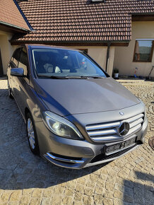 Mercedes-Benz Třídy B 200 CDI 136PS - 10