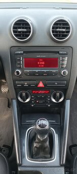 AUDI A3 SPORTBACK 2.0TDI 103KW 2X ALU KLIMATRONIC - 10