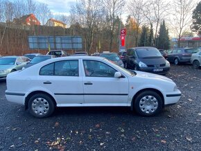 Škoda Octavia 1.6 55kW ABS el.okna původ ČR STK11/25 - 10