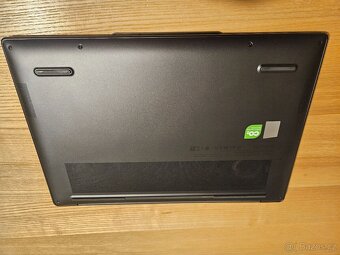 Lenovo Yoga Pro 7 14APH8 - 10