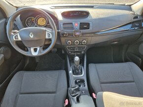 Renault Mégane III,1.5dCi,66KW,KLIMA,1.MAJITEL,R.V.09/2011 - 10