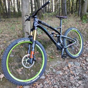 Prodám TOP celoodpružené kolo enduro Yeti sb carbon - 10