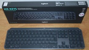 Logitech MX Keys, bezdrátová podsvícená CZ/SK,záruka 9/2025 - 10