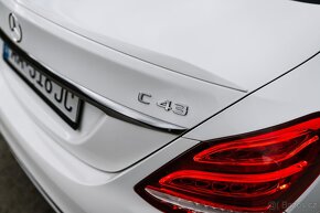 Mercedes C43 AMG 4MATIC - 10