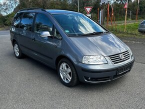 VW Sharan 2.0TDi, r.2010, 7-místné, STK, klima - 10