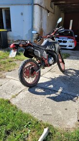 Yamaha DT 125 R - 10