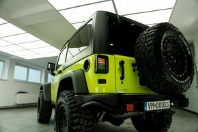 Jeep Rubicon Custom 2.8 CRD A/T, Slovenské, TOP STAV - 10