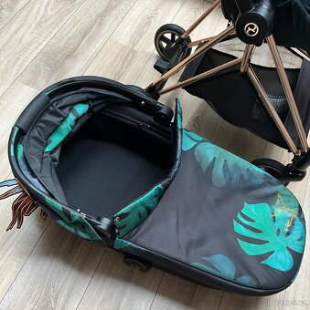 Cybex Mios + korbička Cybex Mios Platinum - 10