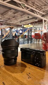 Objektiv Sony 10-18mm F4 OSS E-mount odběr v Praze - 10